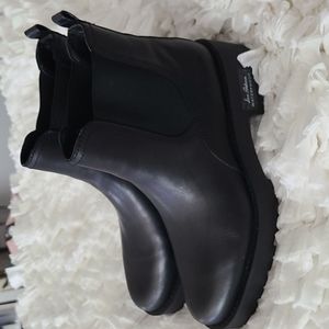NWOT Sam Edelman Waterproof Chunky Boots - Size 8